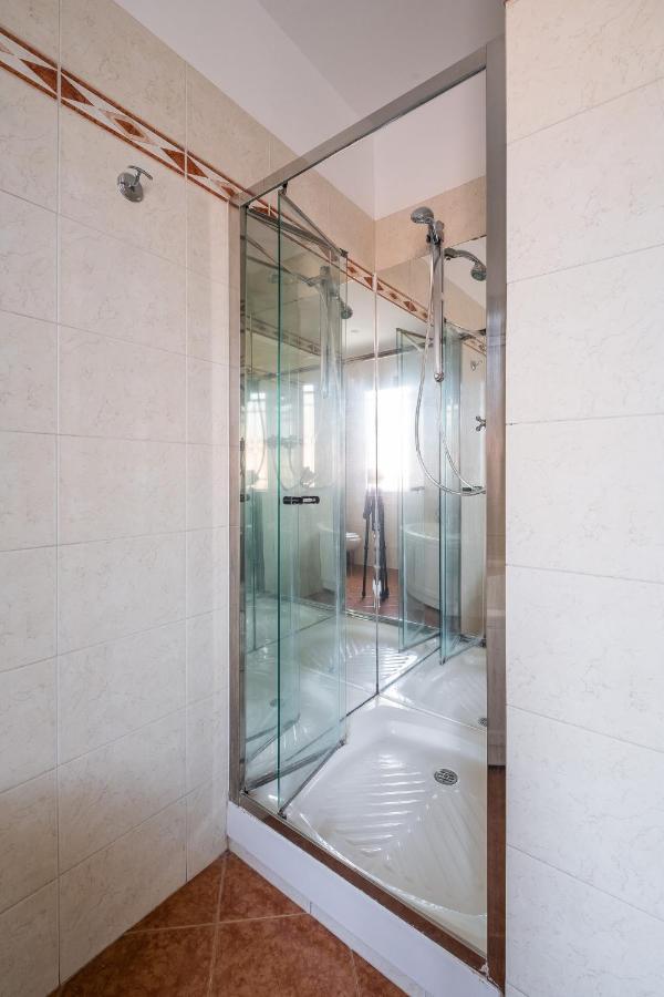 Giorgi Homes - Family Apartment By Wonderful Italy Bologna Bagian luar foto